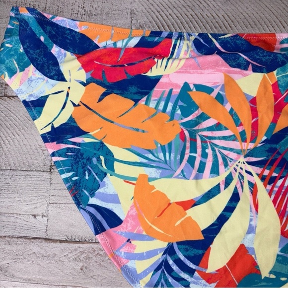Floral Bikini Bottom Blue Red Yellow Pink Old Navy Woman's Size 4X - Picture 10 of 15
